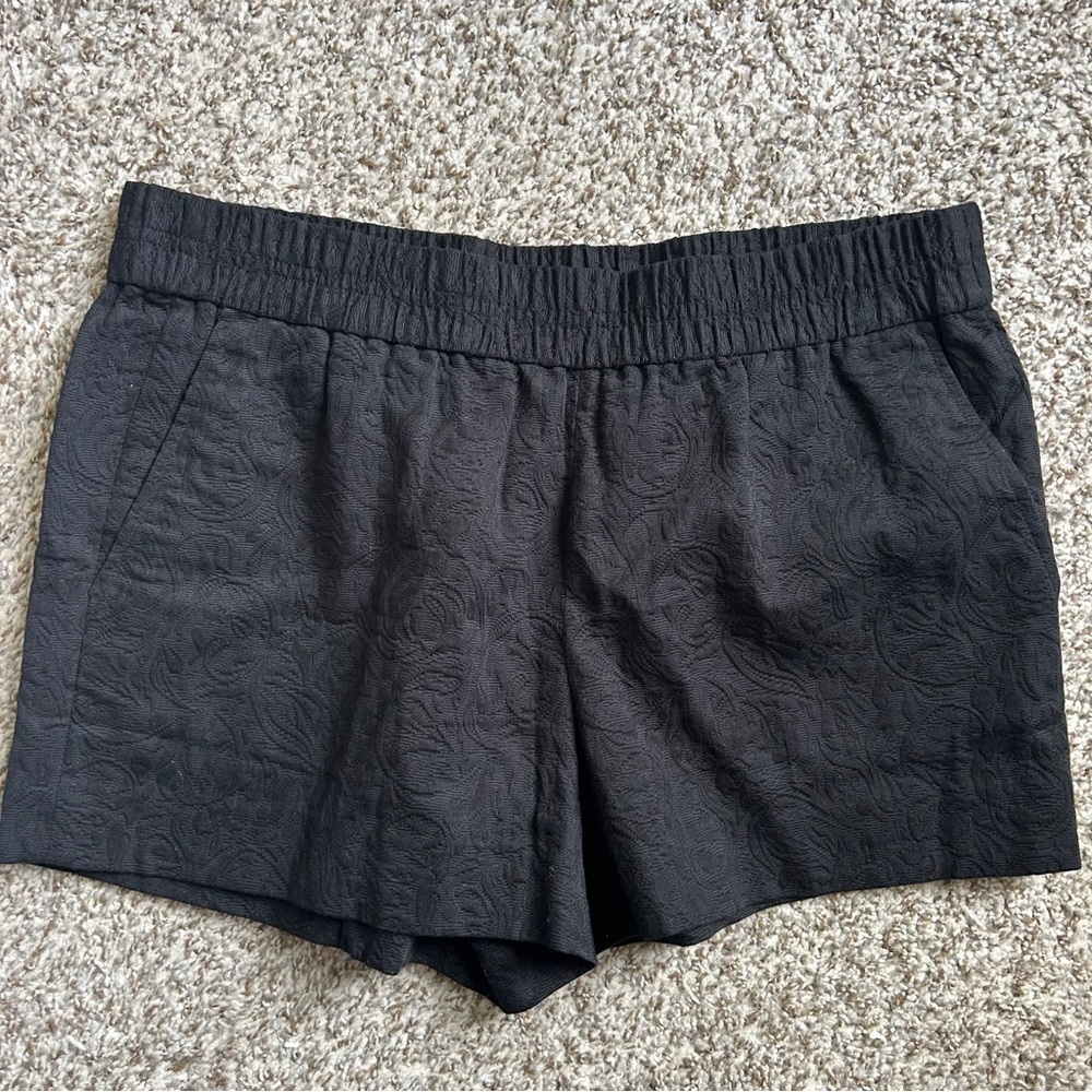 🦋 J. Crew Factory Black Dress Shorts 6 Neutral Vacation Formal Casual